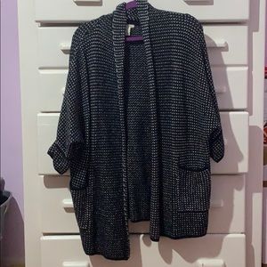 Black and white patter cardigan